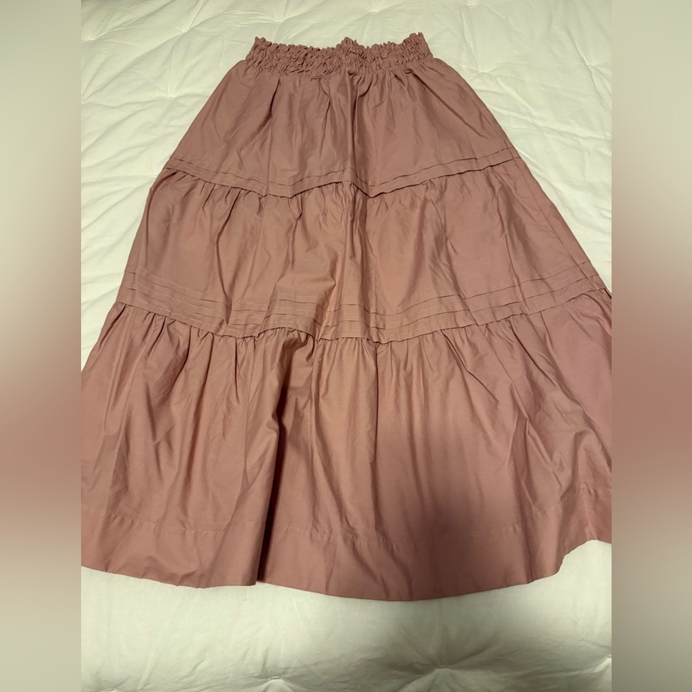 The Loverly Grey Somerset Maxi Skirt size small
By Anthropologie EUC - Picture 9 of 11
